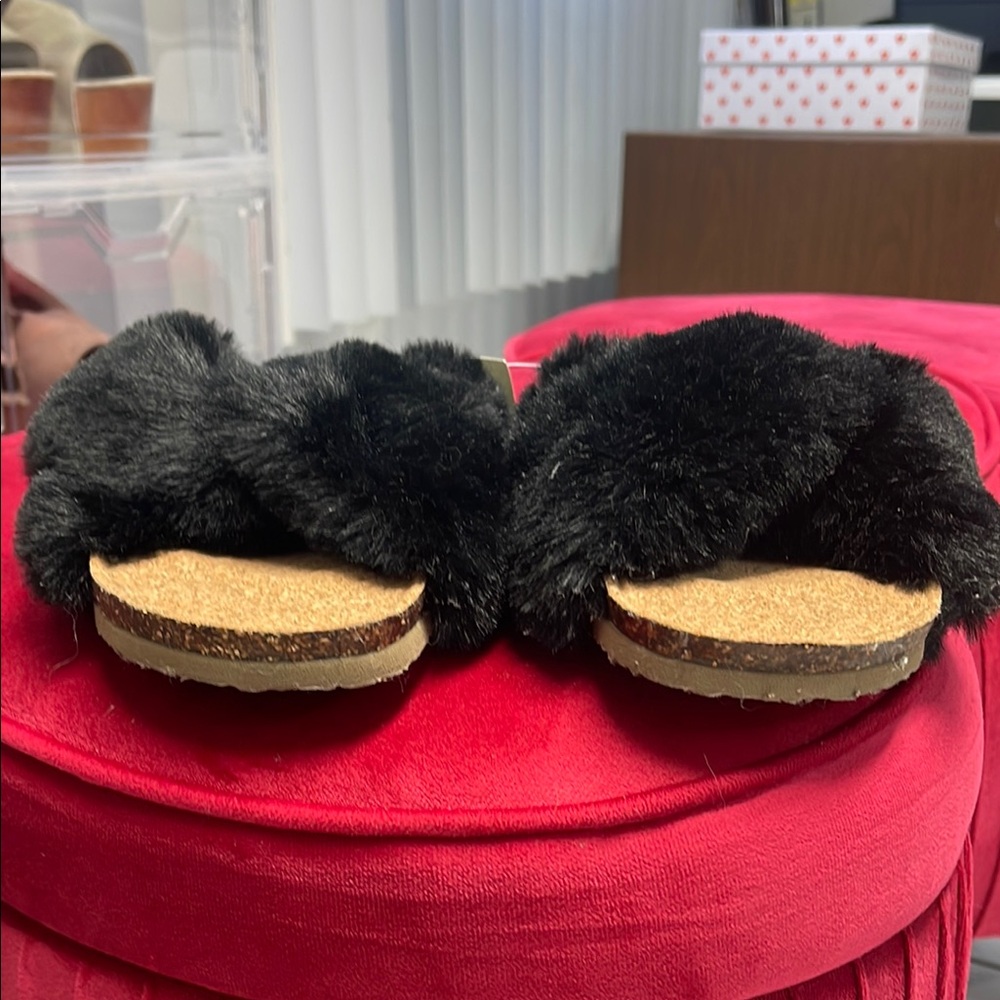 Aerie Black Fuzzy Slide Sandals